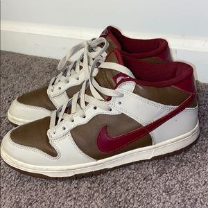 Nike Dunk Mids